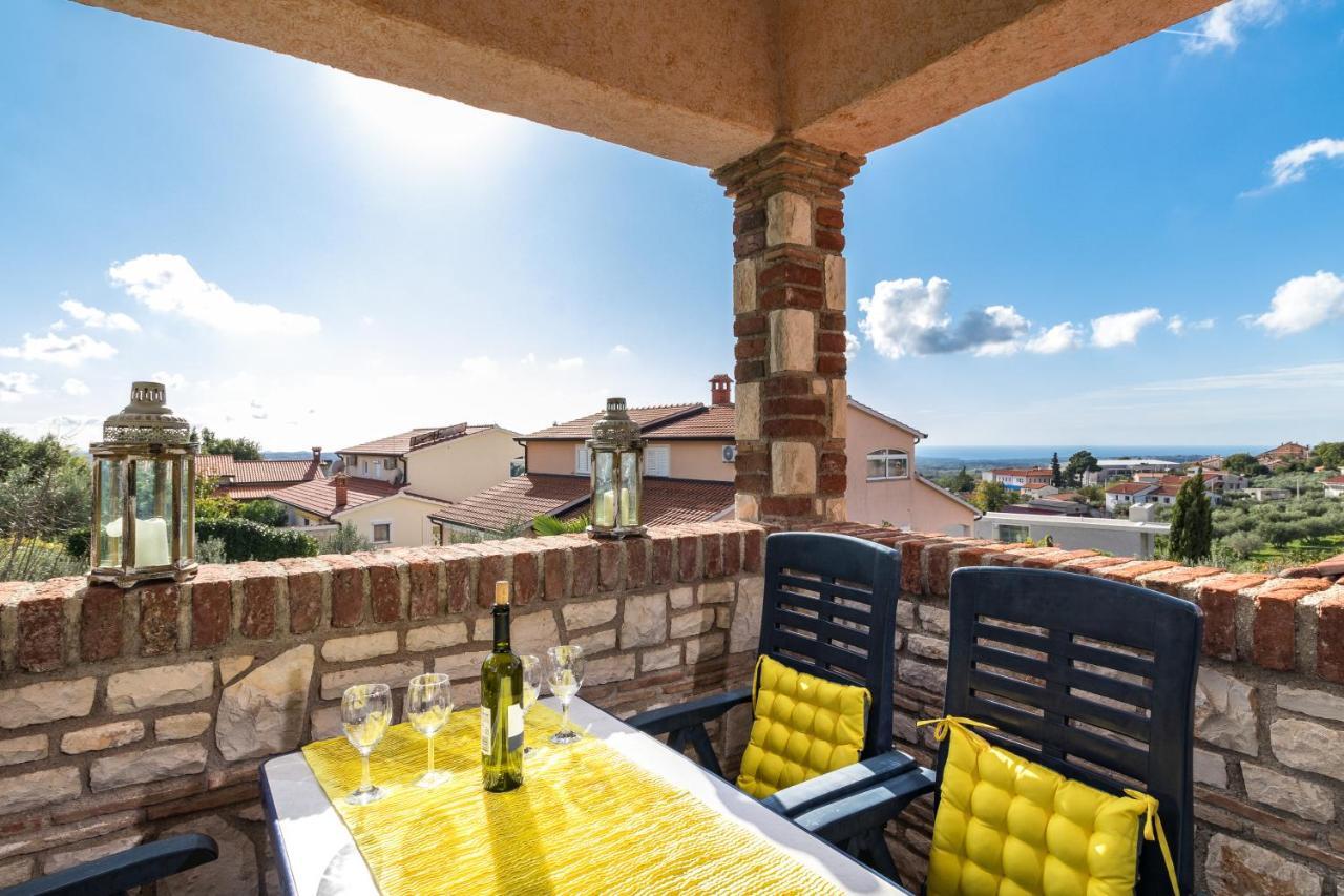 Villa-Johanna Kaštelir Dış mekan fotoğraf